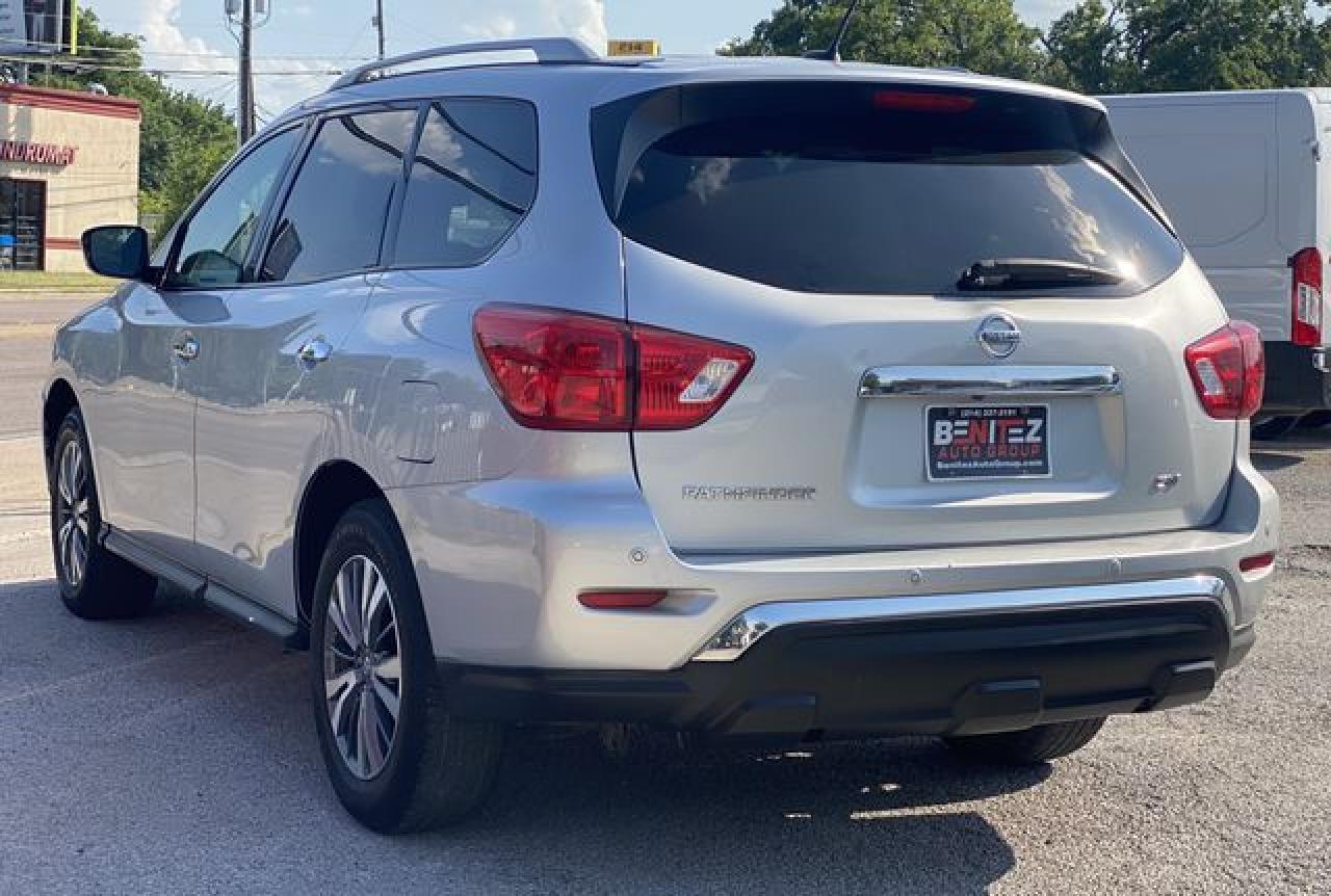 2017 Nissan Pathfinder S - Фото 5