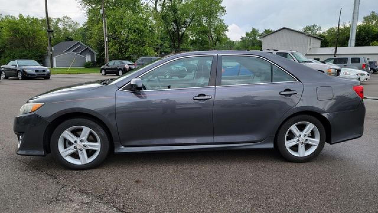 2012 Toyota Camry Base - Фото 6