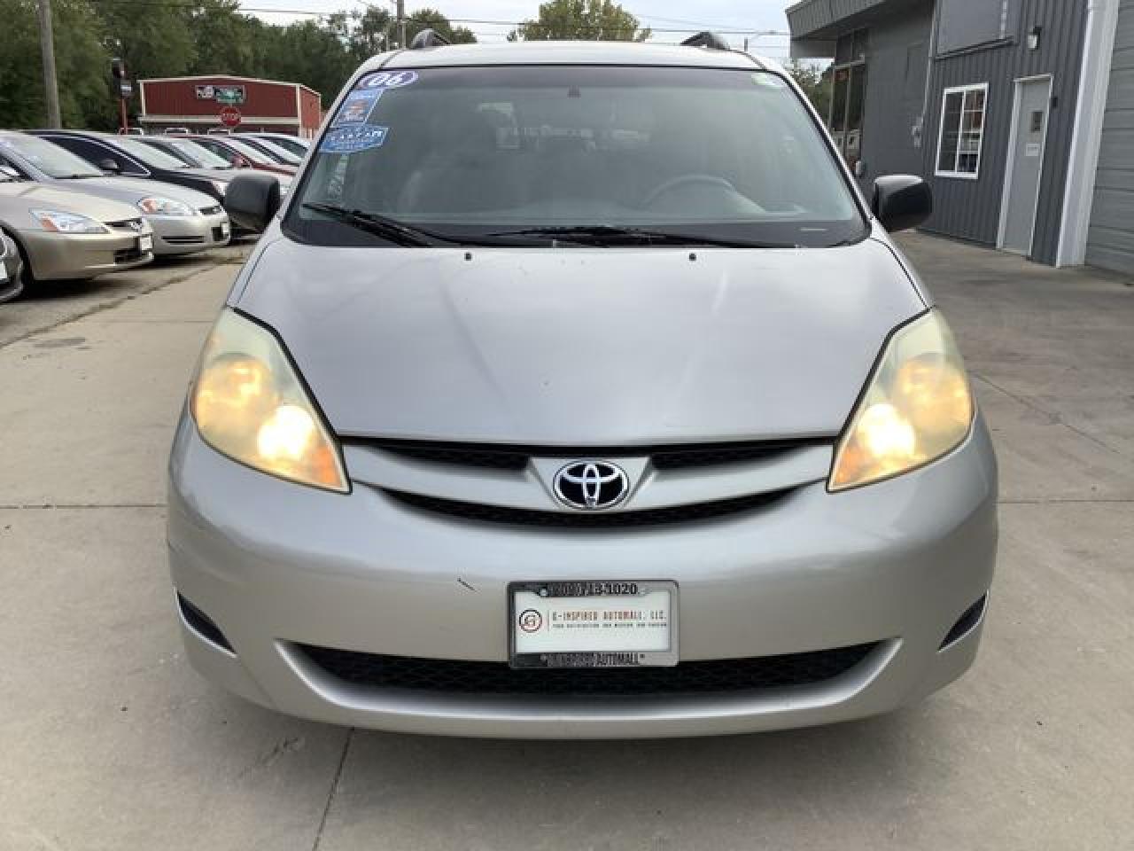2006 Toyota Sienna Ce - Фото 2