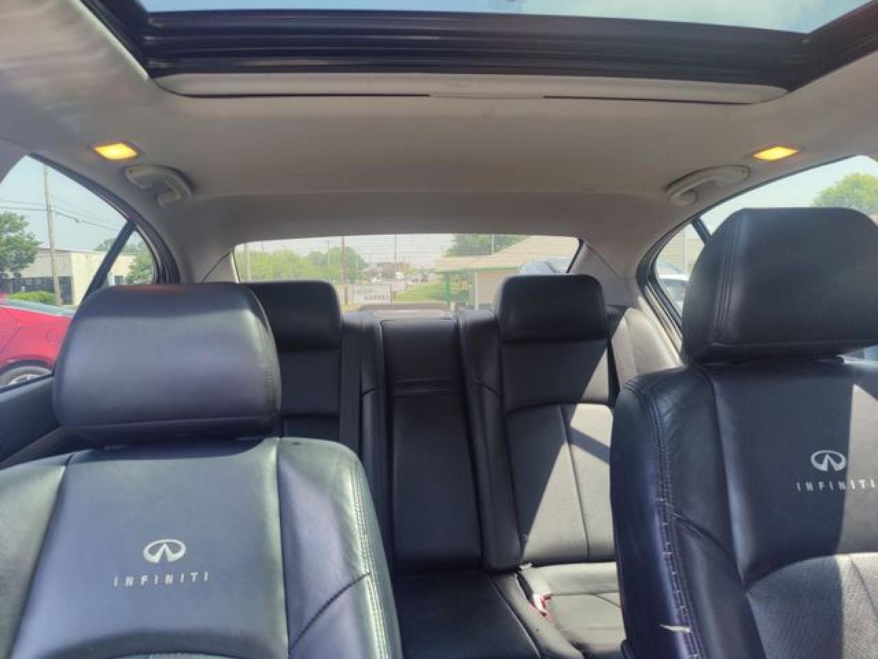 2011 Infiniti G37 Base - Фото 6