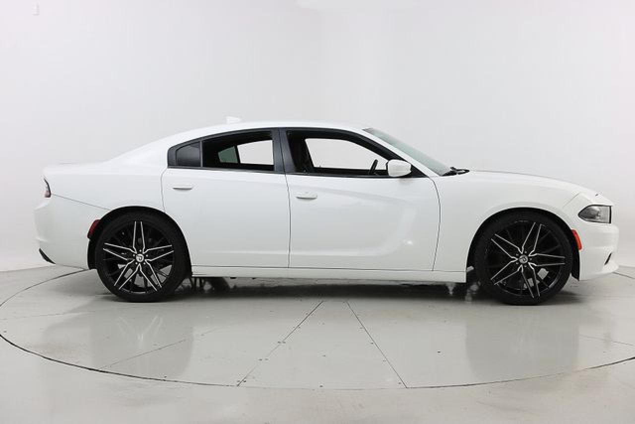 2016 Dodge Charger Sxt - Фото 4
