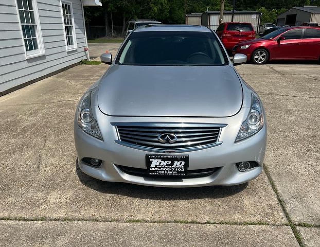 2015 Infiniti Q40 - Image 5