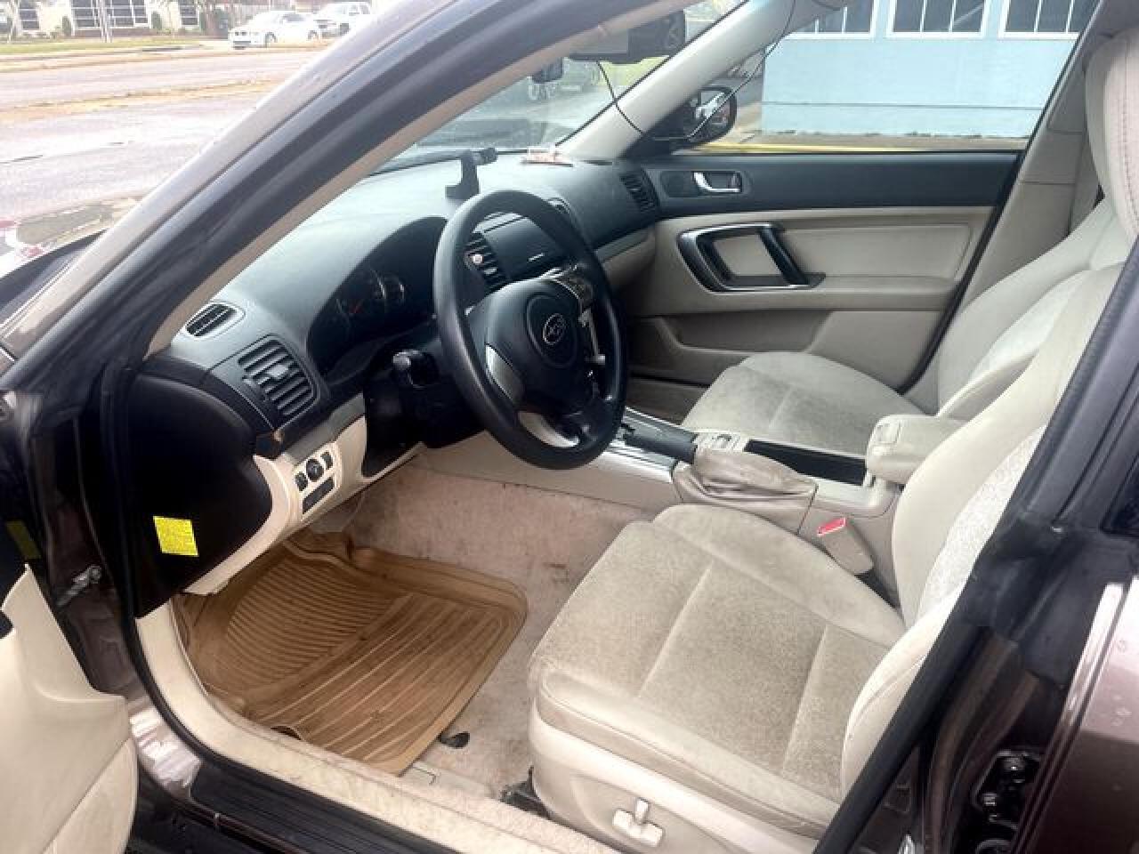 2008 Subaru Outback 2.5I - Image 7