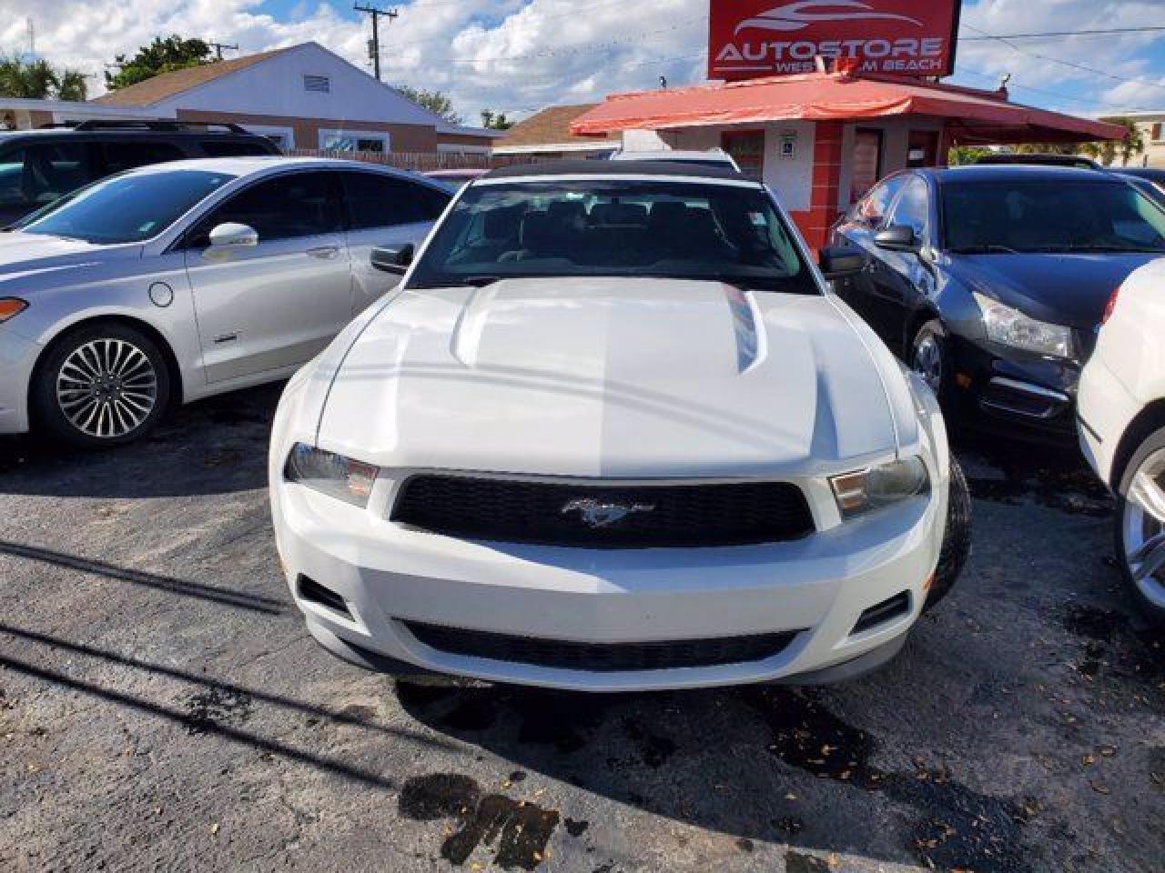 2012 Ford Mustang - Image 3