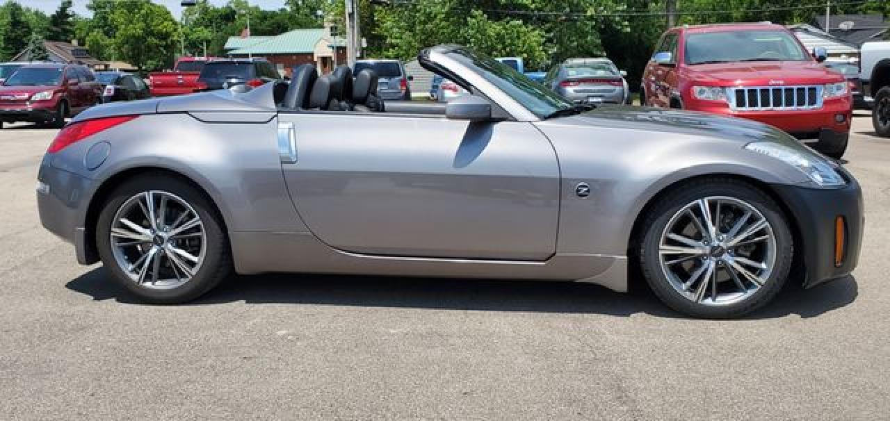 2007 Nissan 350Z Roadster - Фото 3