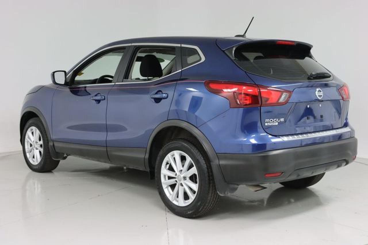 2018 Nissan Rogue Sport S - Image 7