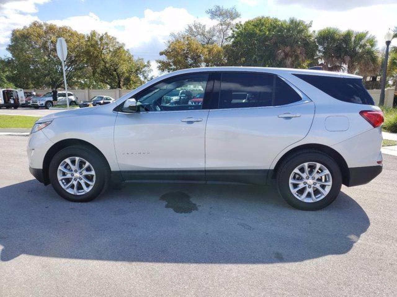 2019 Chevrolet Equinox Lt - Image 5