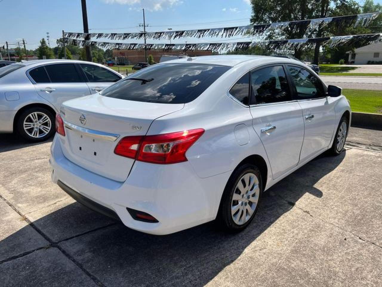 2017 Nissan Sentra S - Фото 4