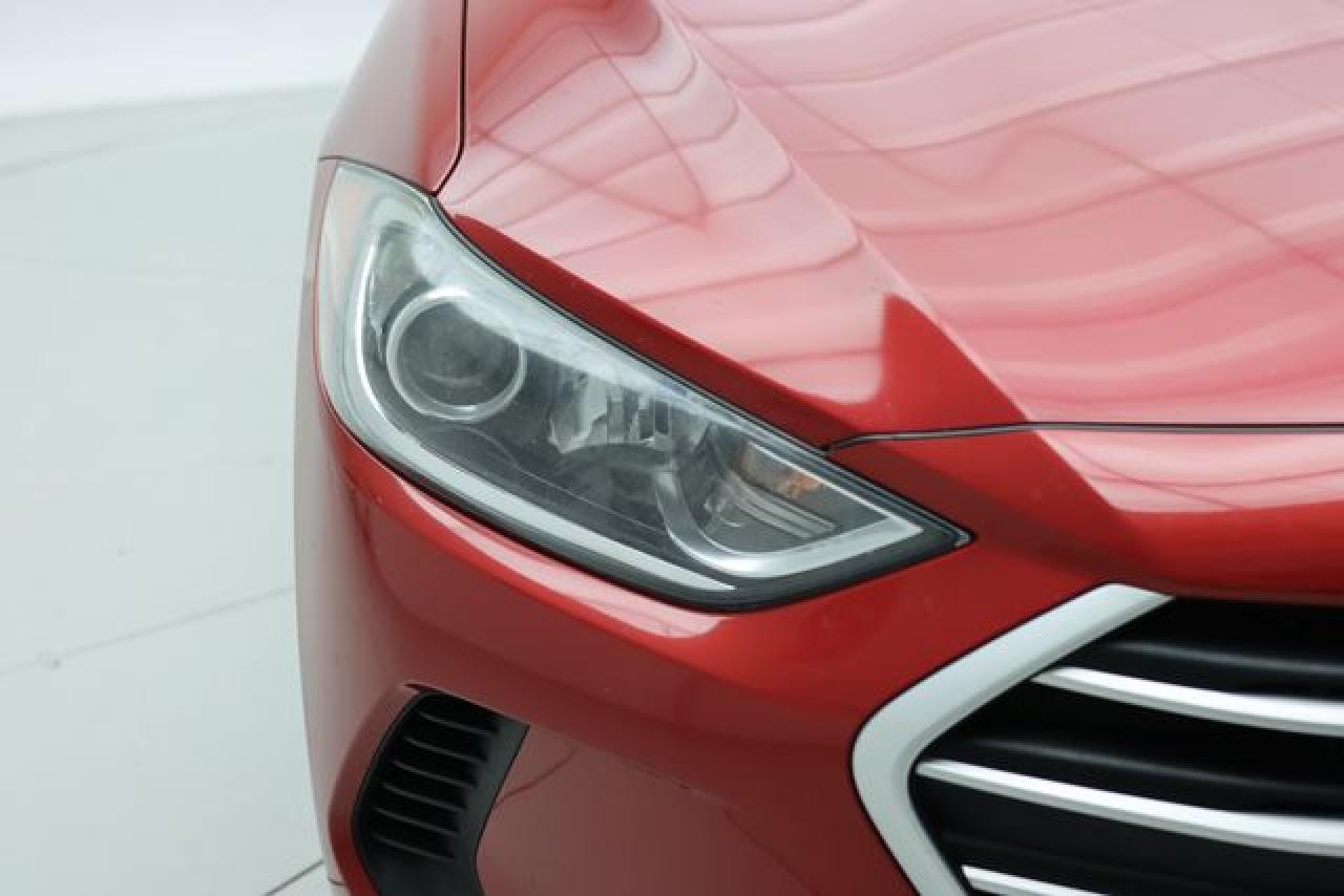 2018 Hyundai Elantra Sel - Image 5