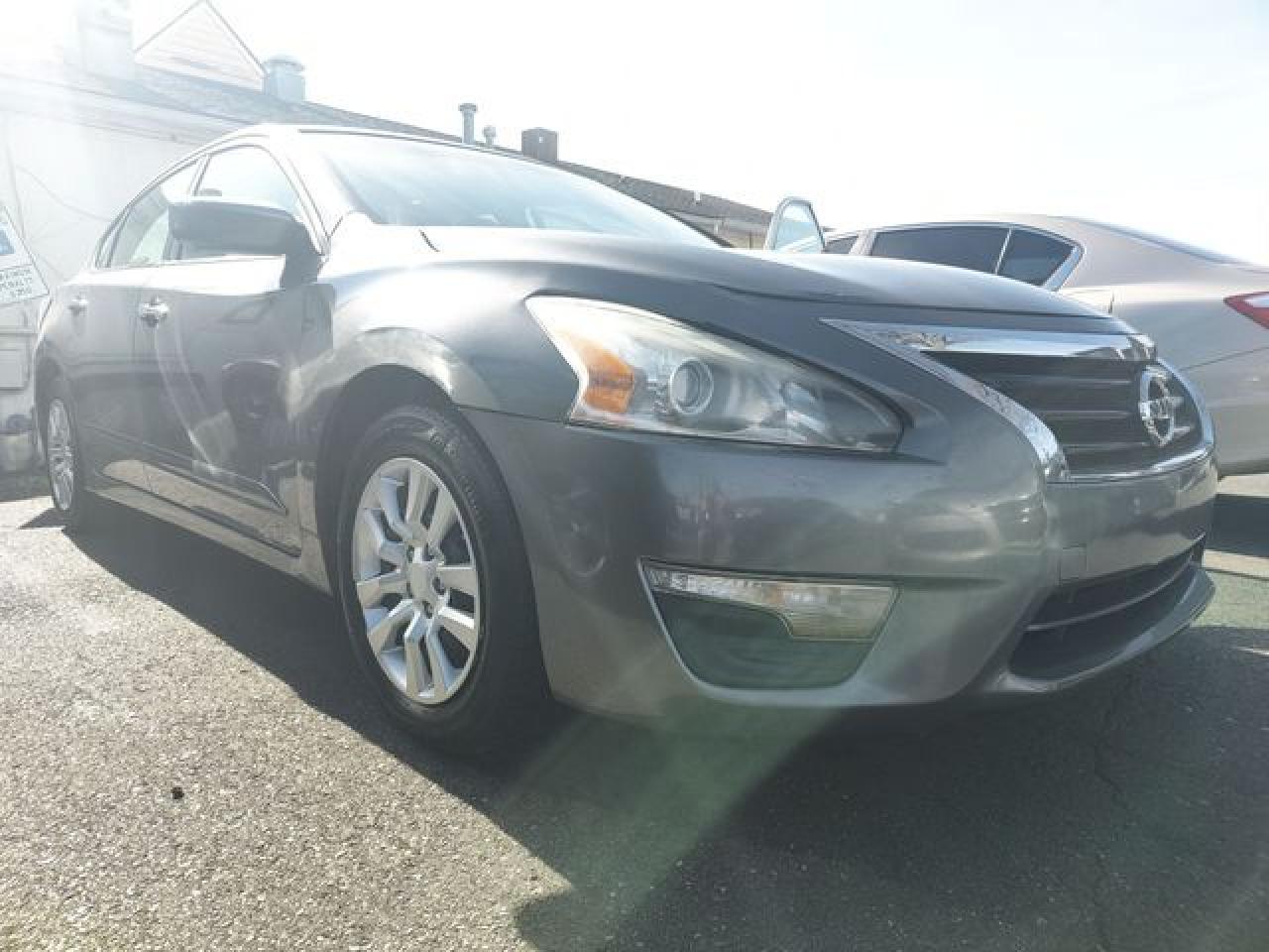 2014 Nissan Altima 2.5 - Image 2