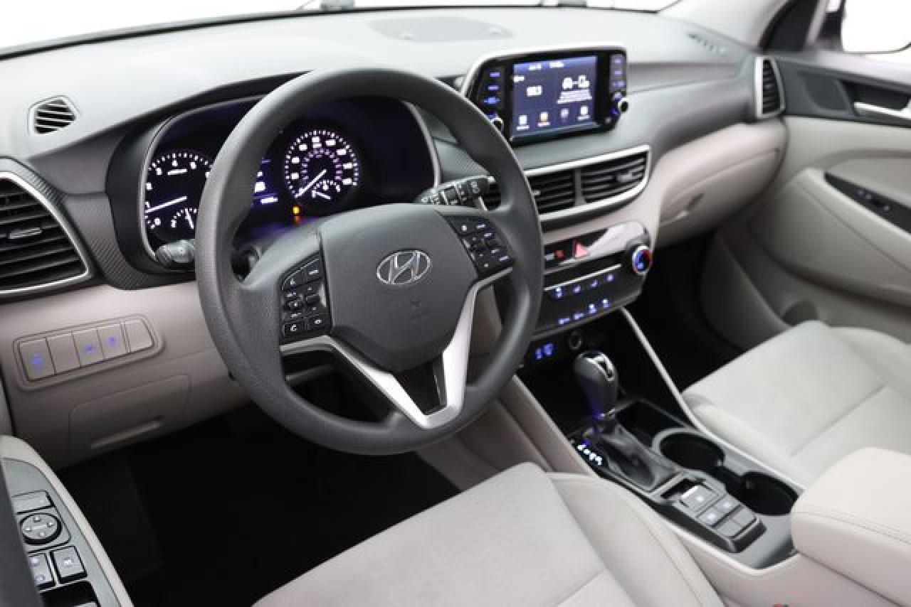 2019 Hyundai Tucson Se - Image 2