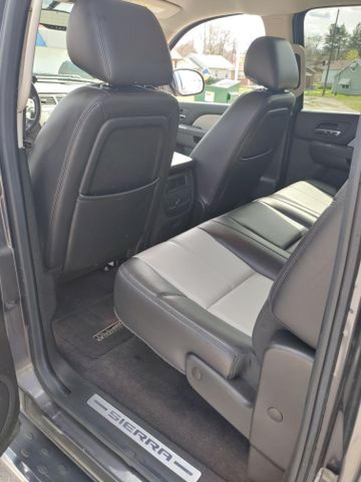 2010 GMC Sierra K1500 Slt - Image 2