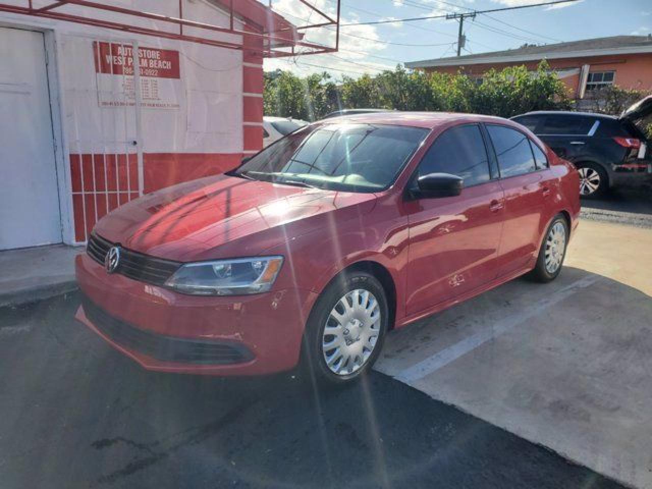 2014 Volkswagen Jetta Base - Image 4