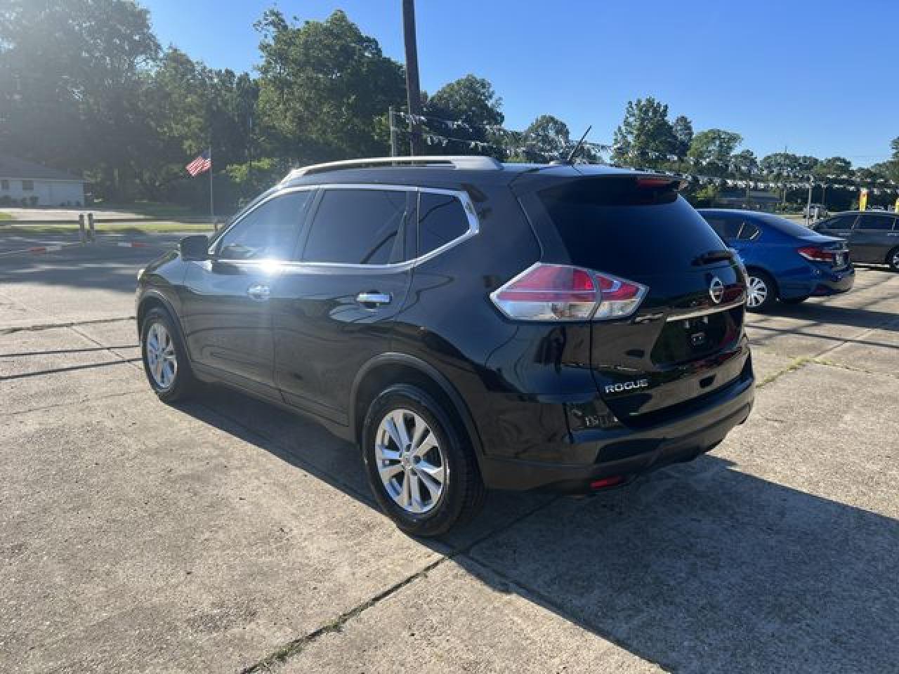 2016 Nissan Rogue S - Фото 2