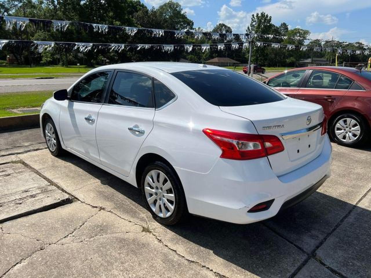 2017 Nissan Sentra S - Фото 5