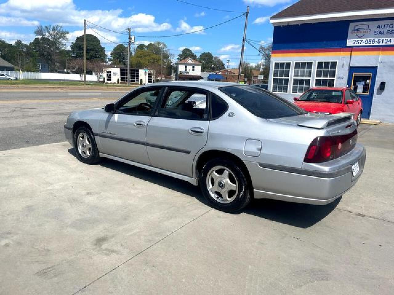 2002 Chevrolet Impala Ls - Фото 2