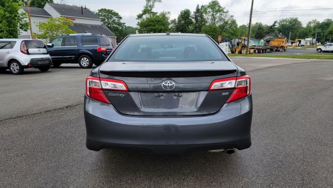 2012 Toyota Camry Base - Фото 4