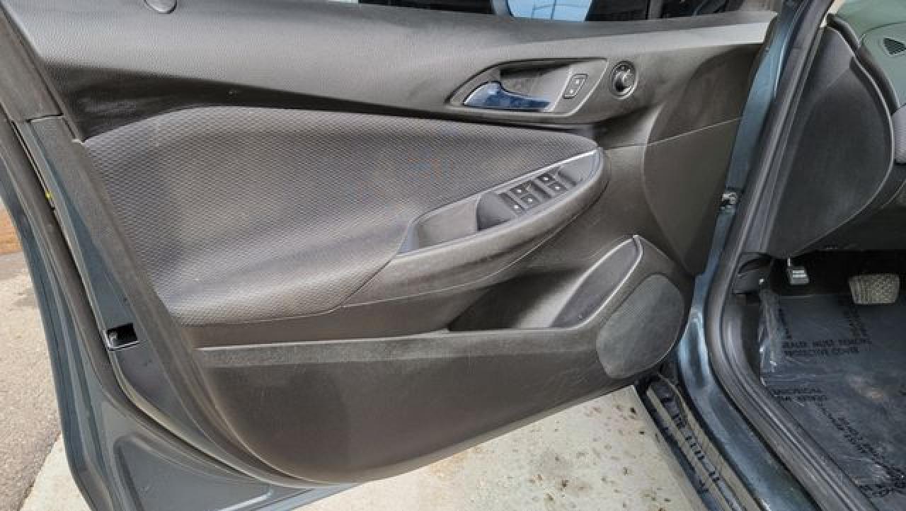 2017 Chevrolet Cruze Lt - Image 6