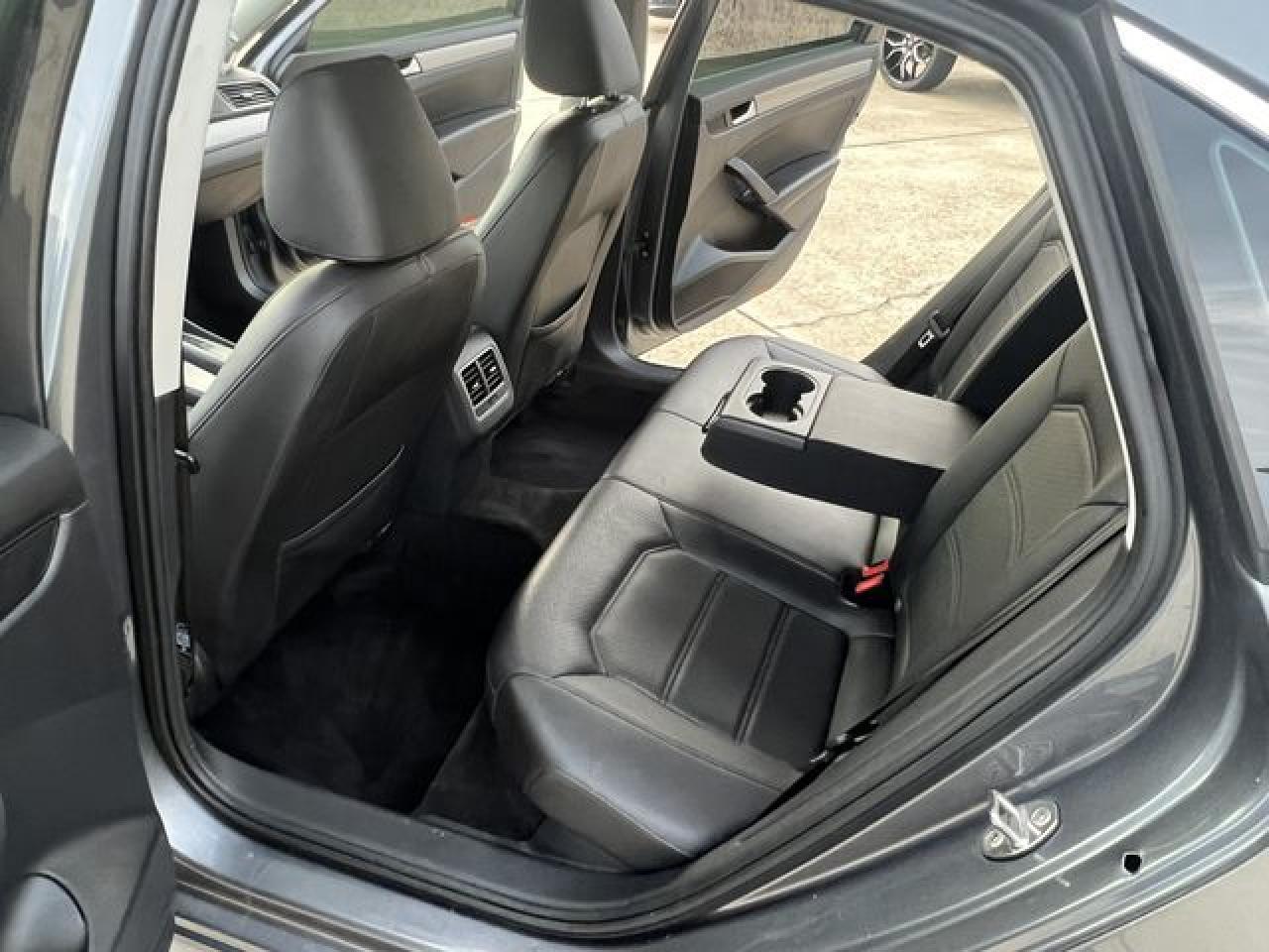 2015 Volkswagen Passat Se - Фото 7