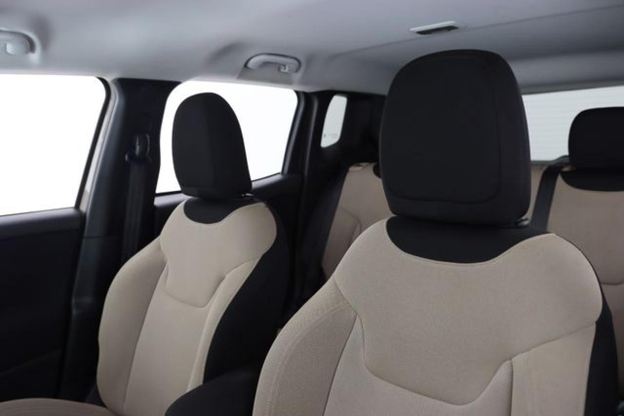 2015 Jeep Renegade Latitude - Фото 3