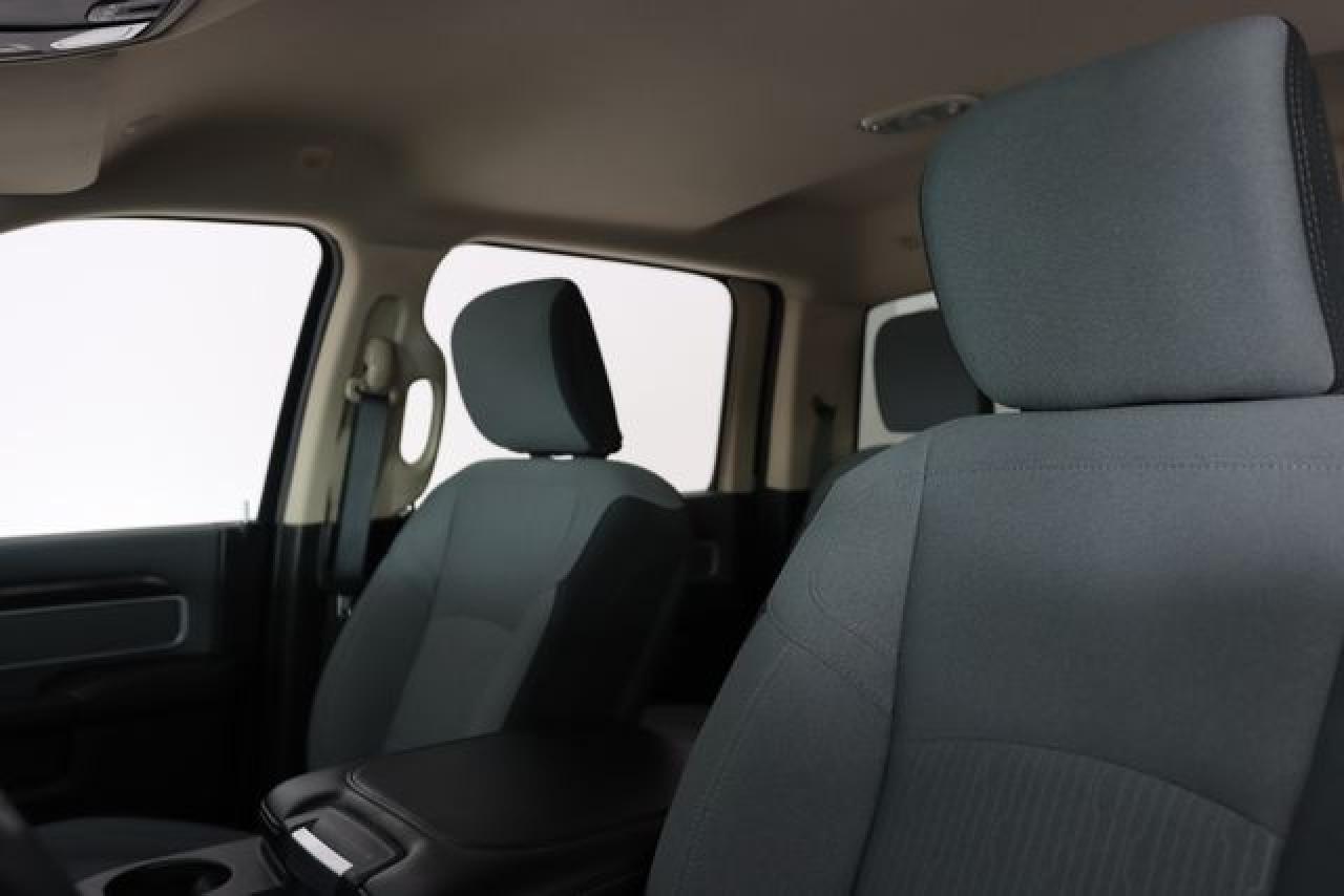 2020 Ram 3500 Big Horn - Фото 3