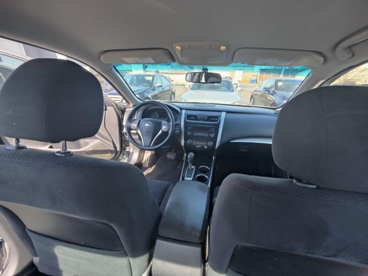 2014 Nissan Altima 2.5 - Image 5