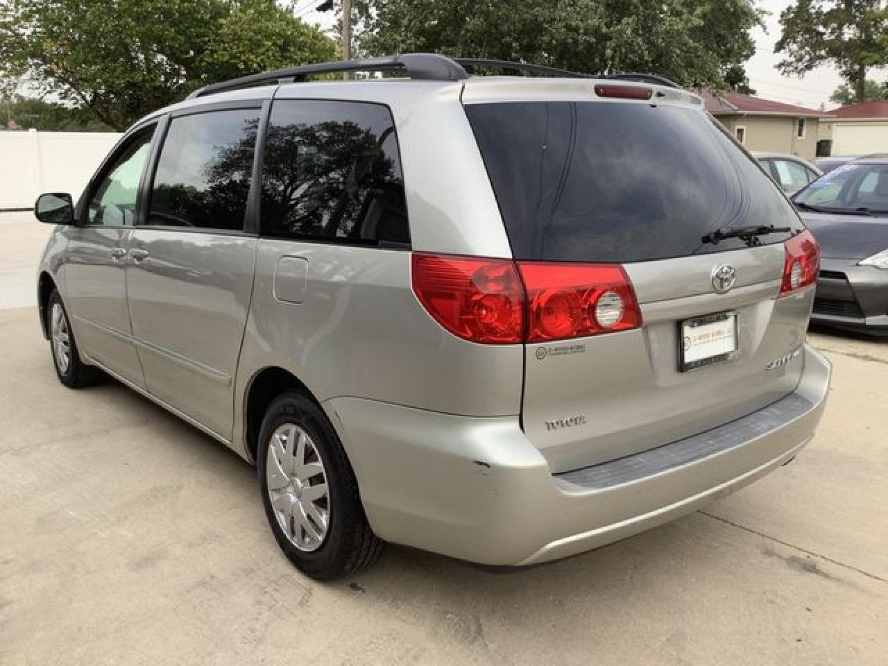 2006 Toyota Sienna Ce - Фото 6