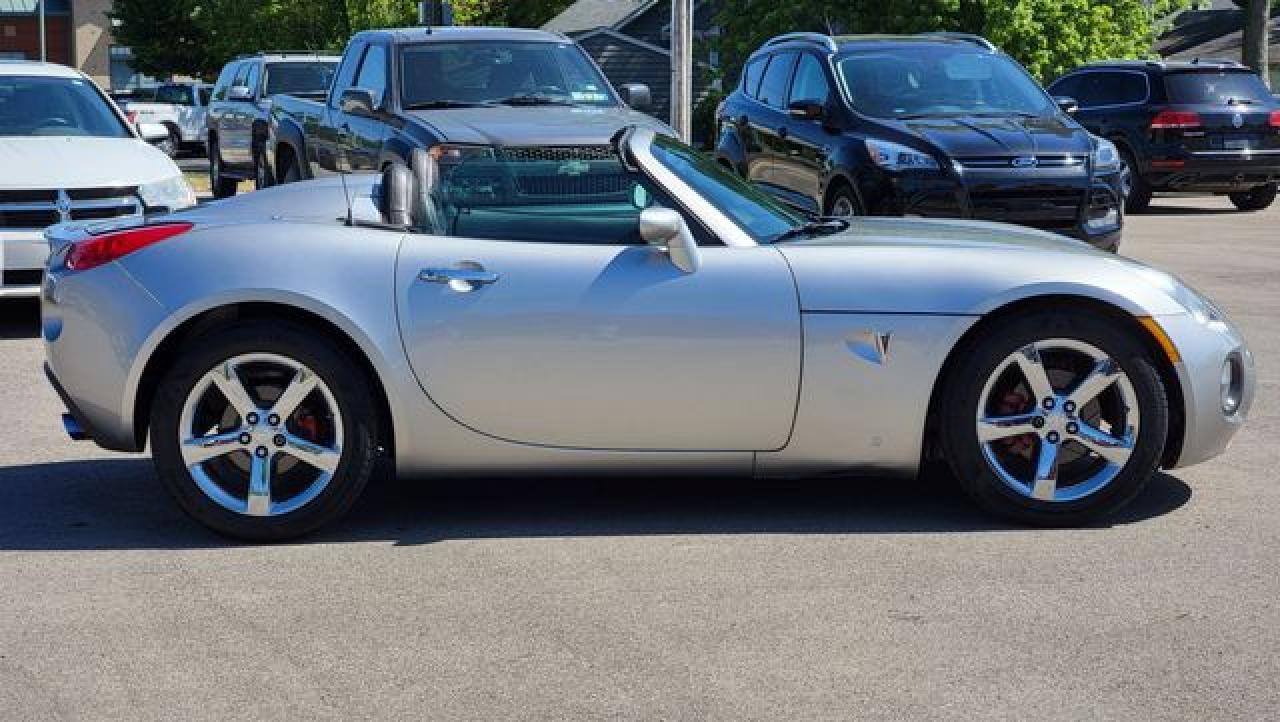 2008 Pontiac Solstice Gxp - Image 2