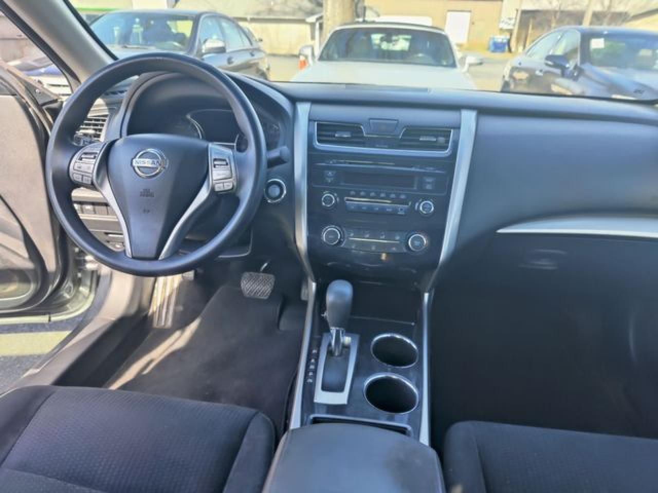 2014 Nissan Altima 2.5 - Image 6
