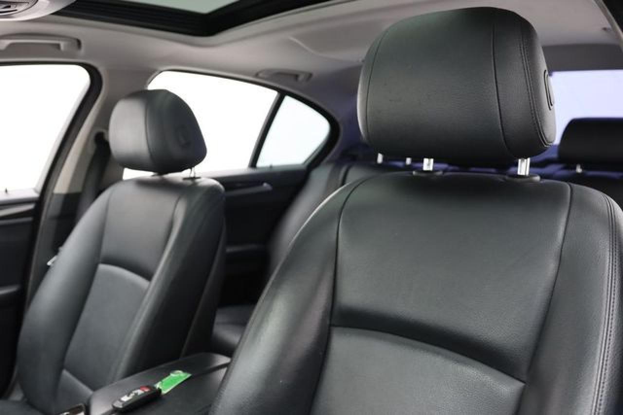 2015 BMW 528 I - Фото 3