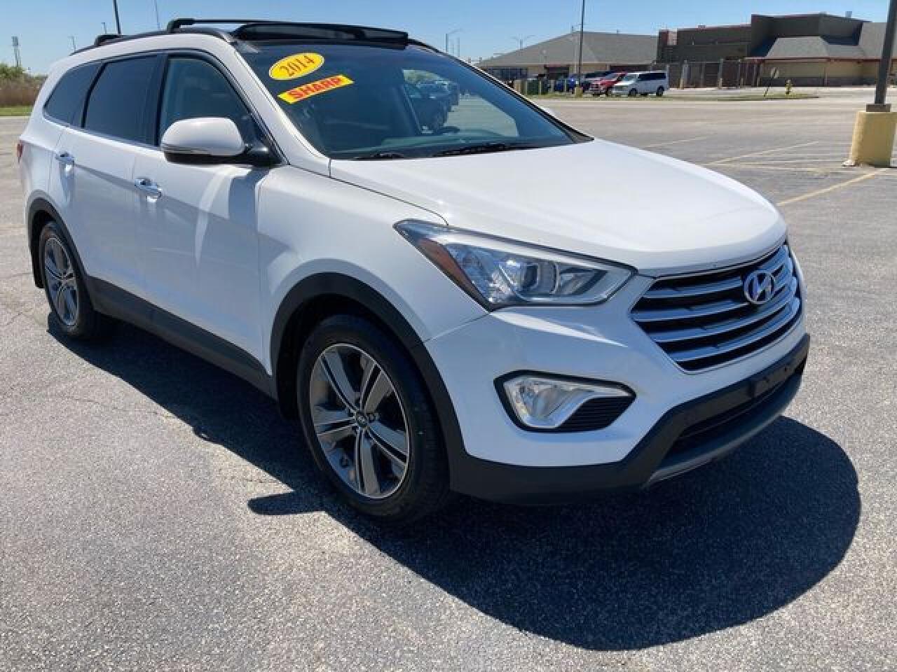 2014 Hyundai Santa Fe Gls - Image 4