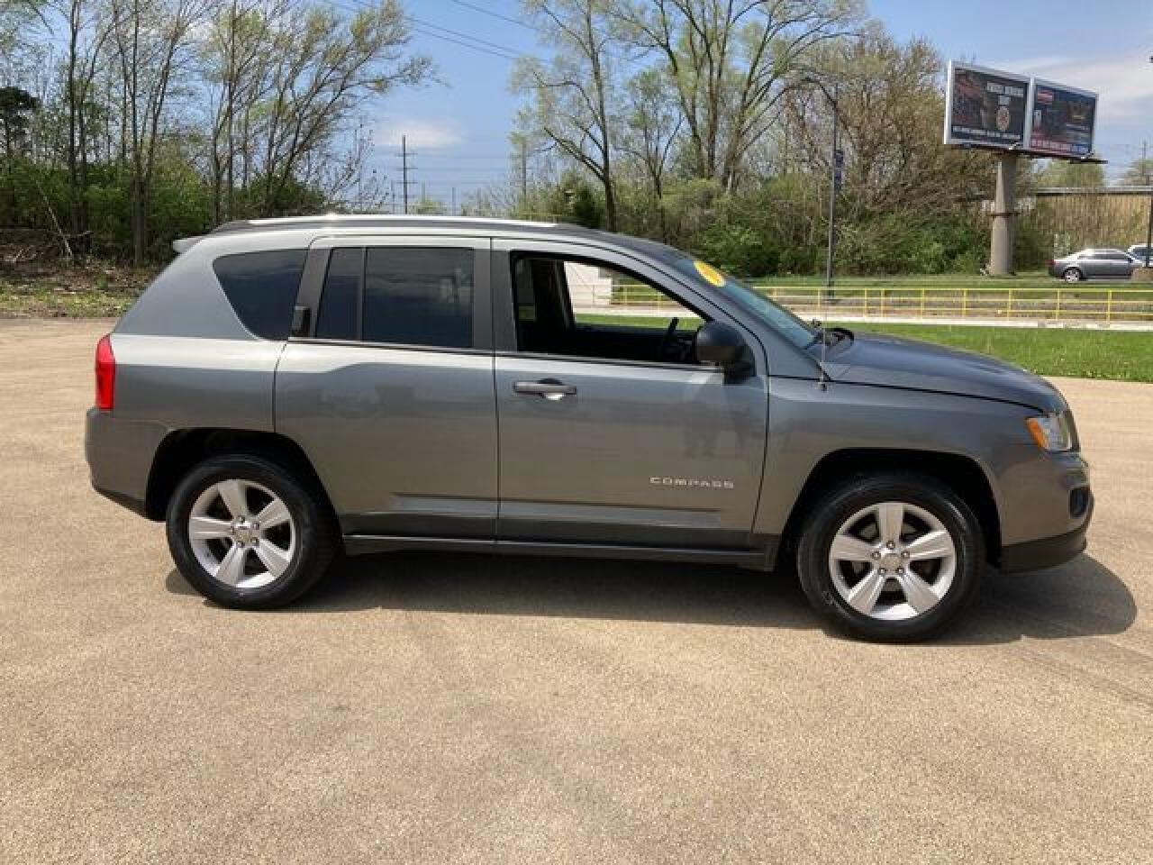 2011 Jeep Compass Sport - Фото 5