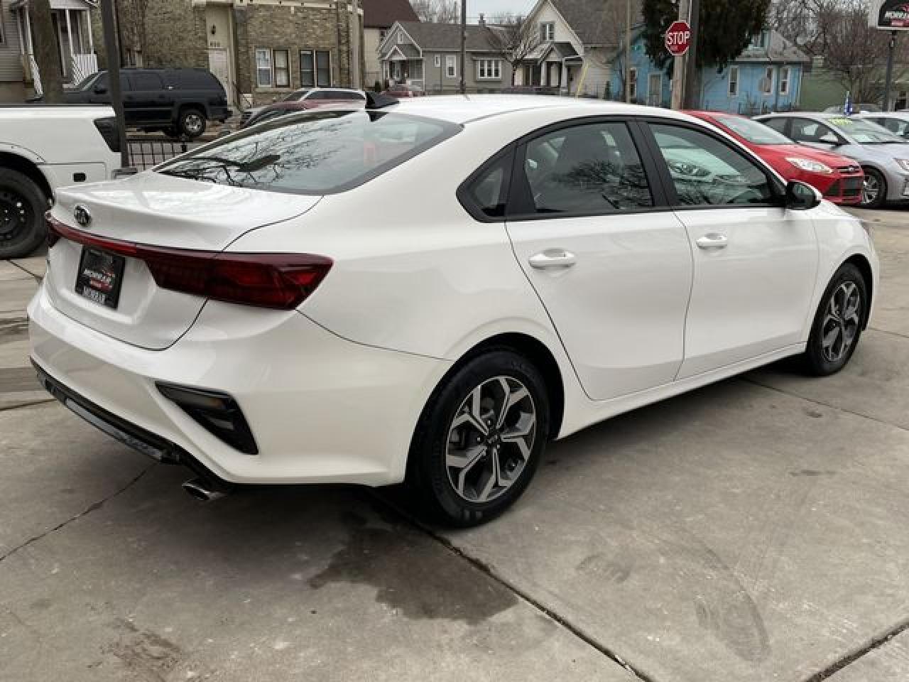 2020 Kia Forte Fe - Фото 4