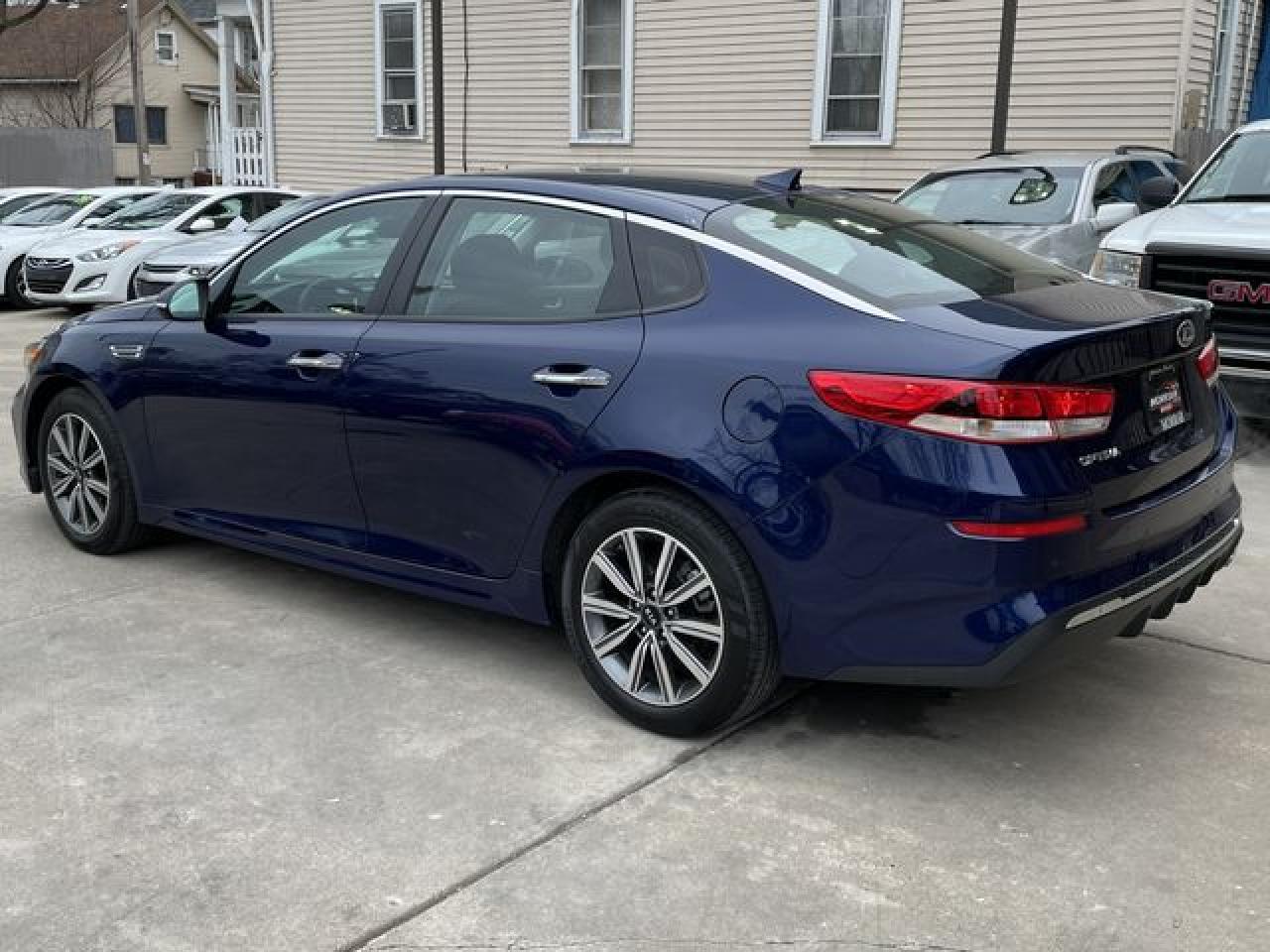 2019 Kia Optima Lx - Фото 3