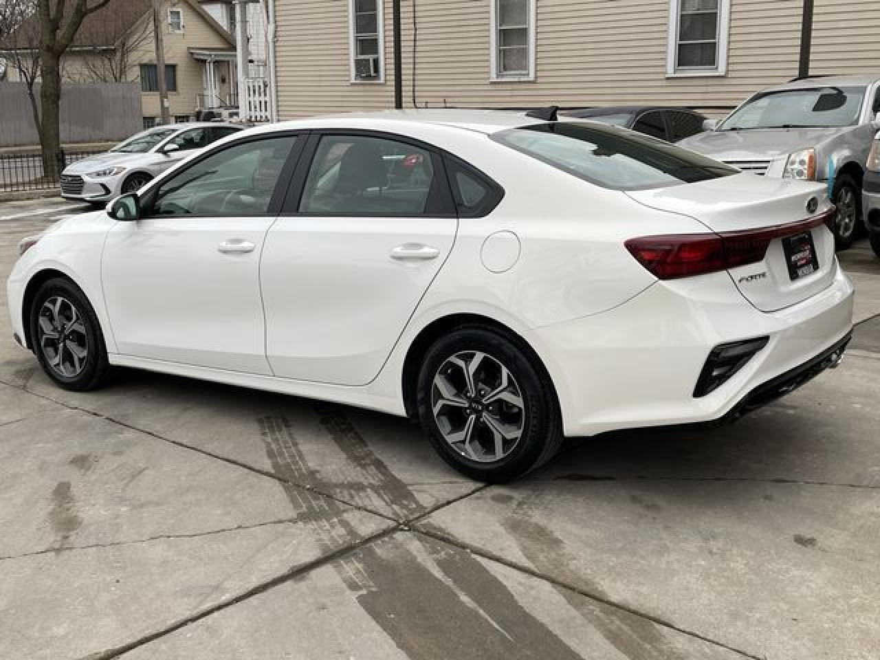 2020 Kia Forte Fe - Фото 3