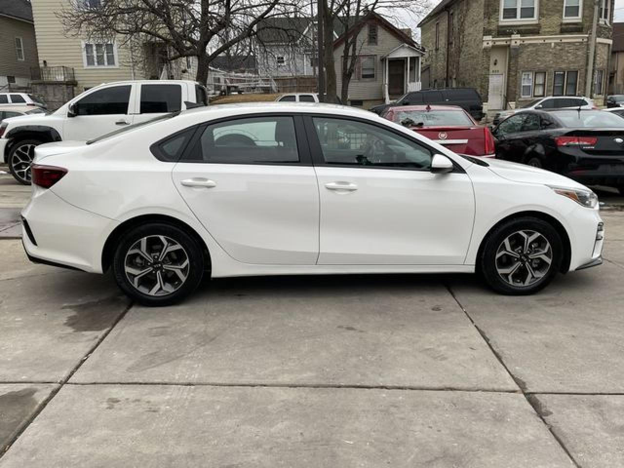 2020 Kia Forte Fe - Фото 5