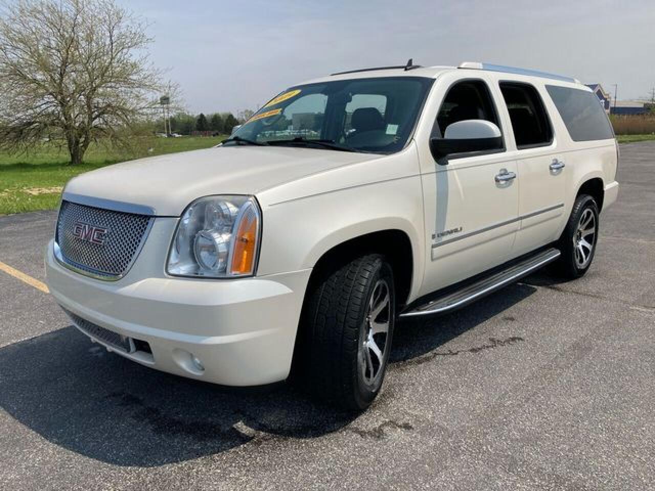2009 GMC Yukon Xl Denali - Фото 2