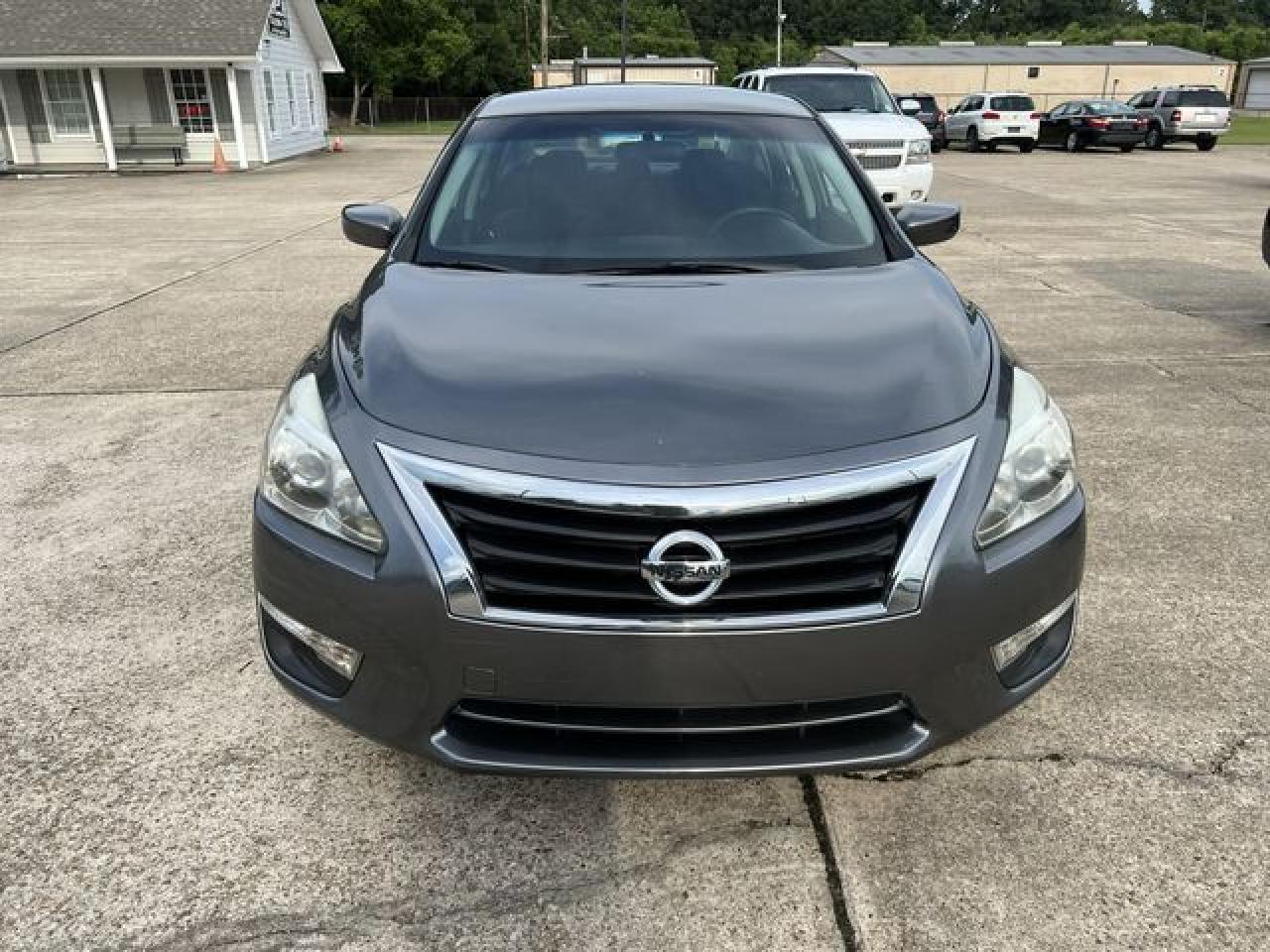 2015 Nissan Altima 2.5 - Image 5