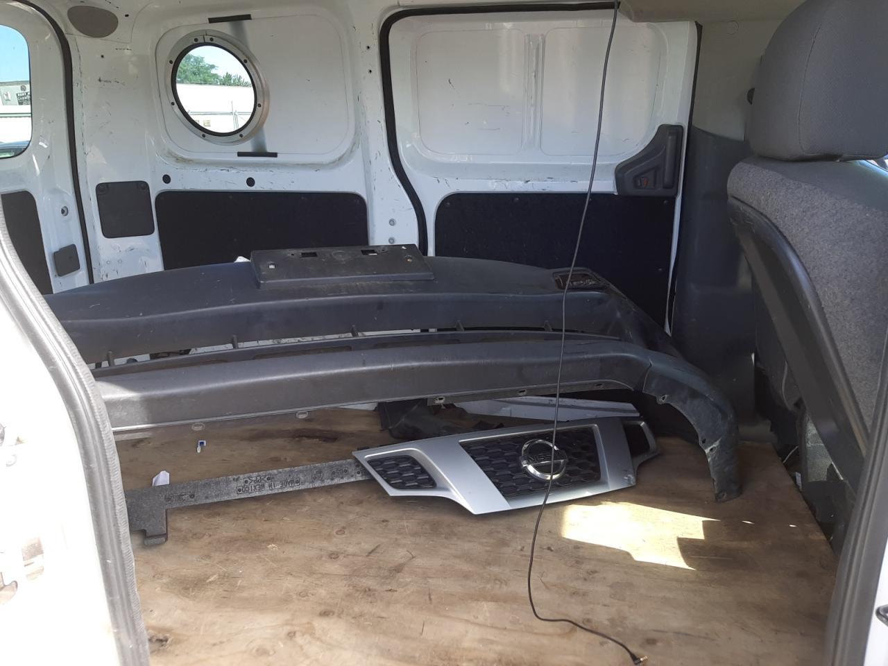 2016 Nissan Nv200 2.5S - Фото 6