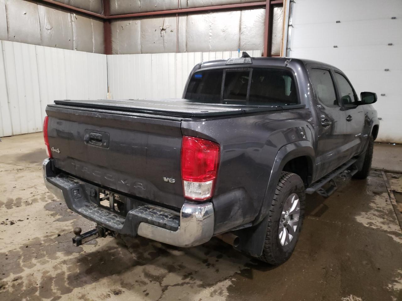 2017 TOYOTA TACOMA DOU - Фото 4
