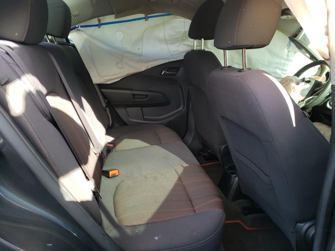 2015 Chevrolet Sonic Lt - Image 6