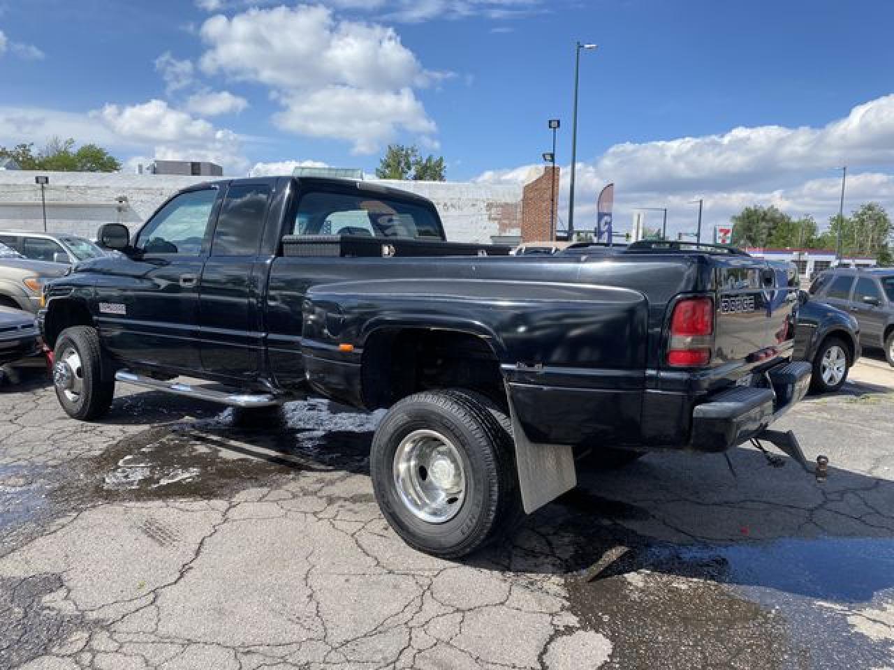 1999 Dodge Ram 3500 - Image 3