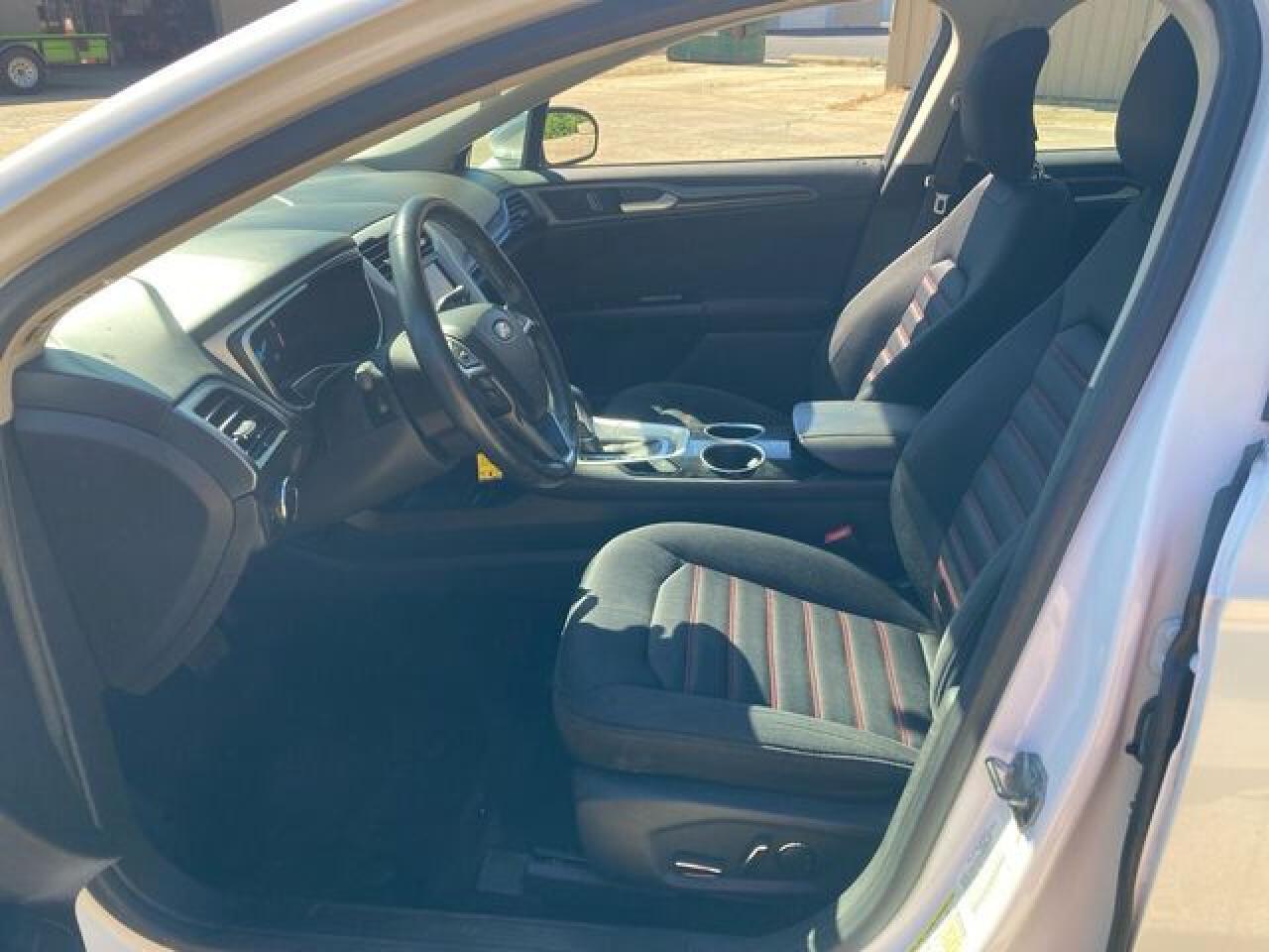 2013 Ford Fusion Se - Фото 7