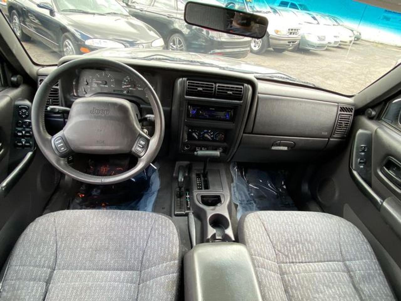 2000 Jeep Cherokee Sport - Фото 7