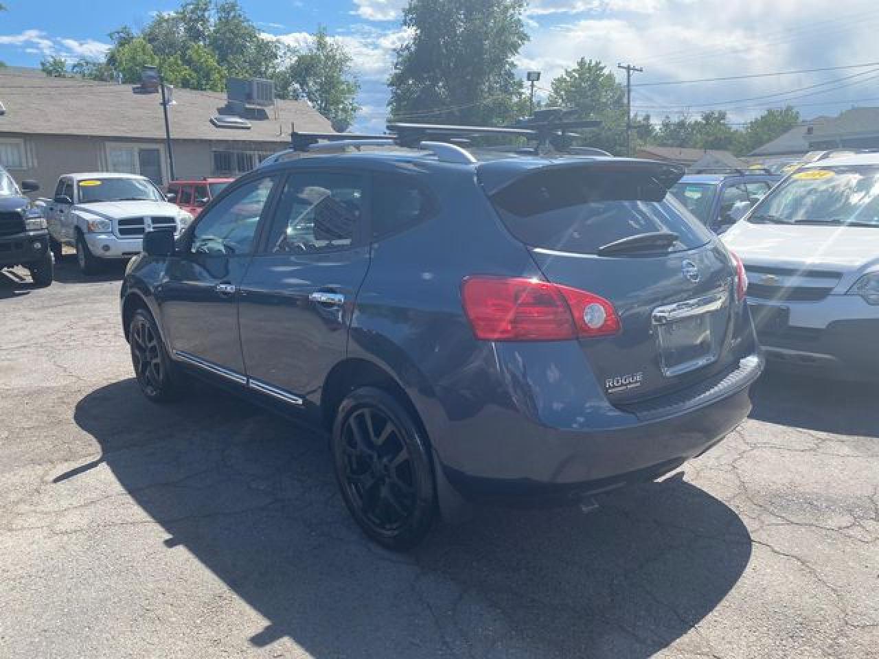 2012 Nissan Rogue S - Фото 4