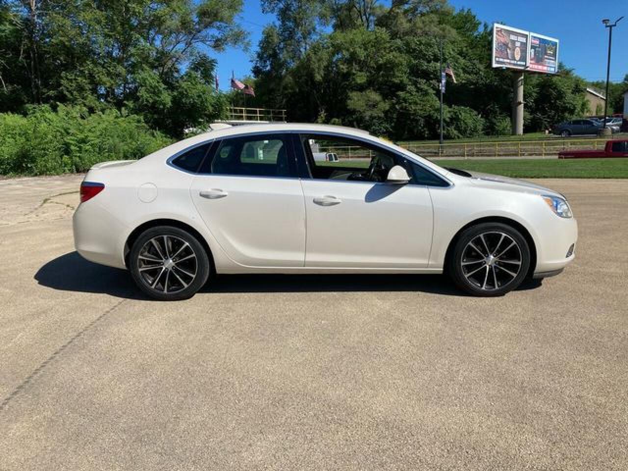 2016 Buick Verano Sport Touring - Фото 5
