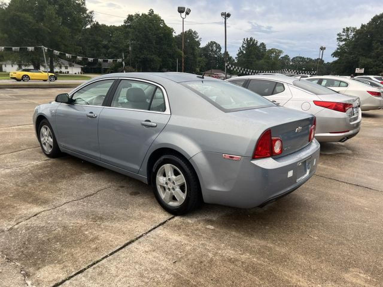 2008 Chevrolet Malibu Ls - Фото 2