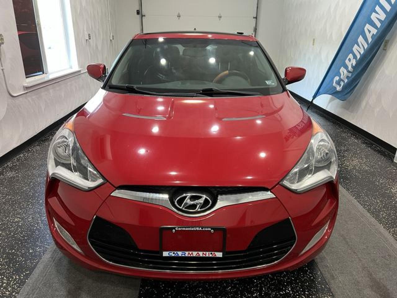 2013 Hyundai Veloster - Фото 2