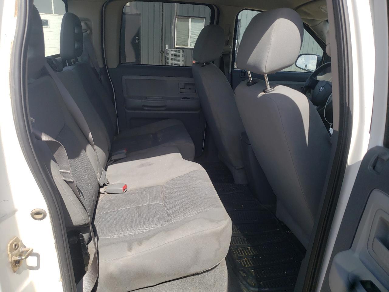 2006 Dodge Dakota Quad Slt - Image 6