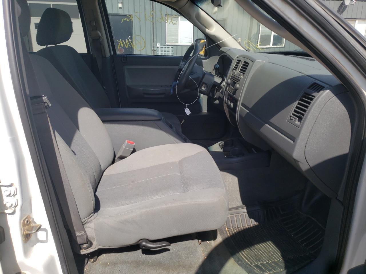 2006 Dodge Dakota Quad Slt - Image 5